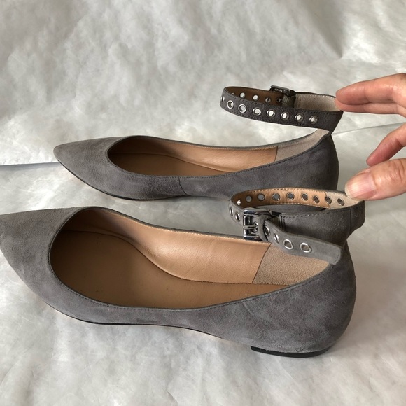 Grey suede ankle closure flats - Picture 8 of 8